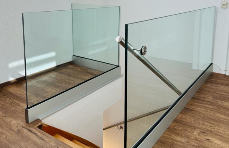 Treppen- und Absturzgeländer, Klarglas Treppen- und Absturzgeländer, Klarglas