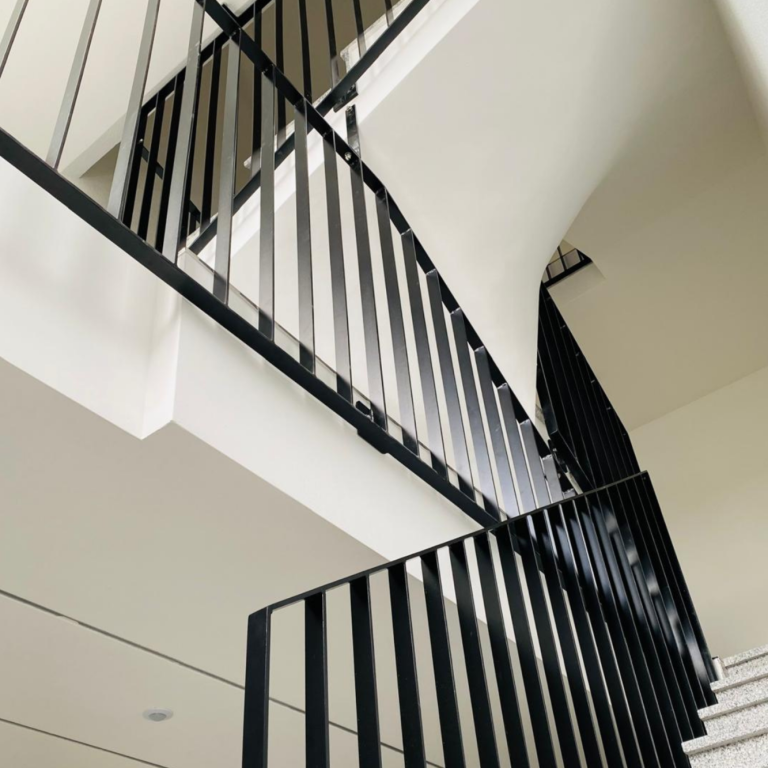 Stahl schwarz, Treppengeländer Treppengeländer aus Stahl schwarz pulverbeschichtet